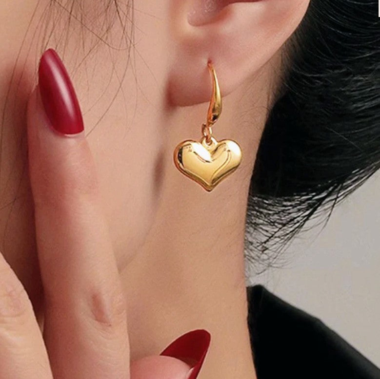 Earrings / Studs