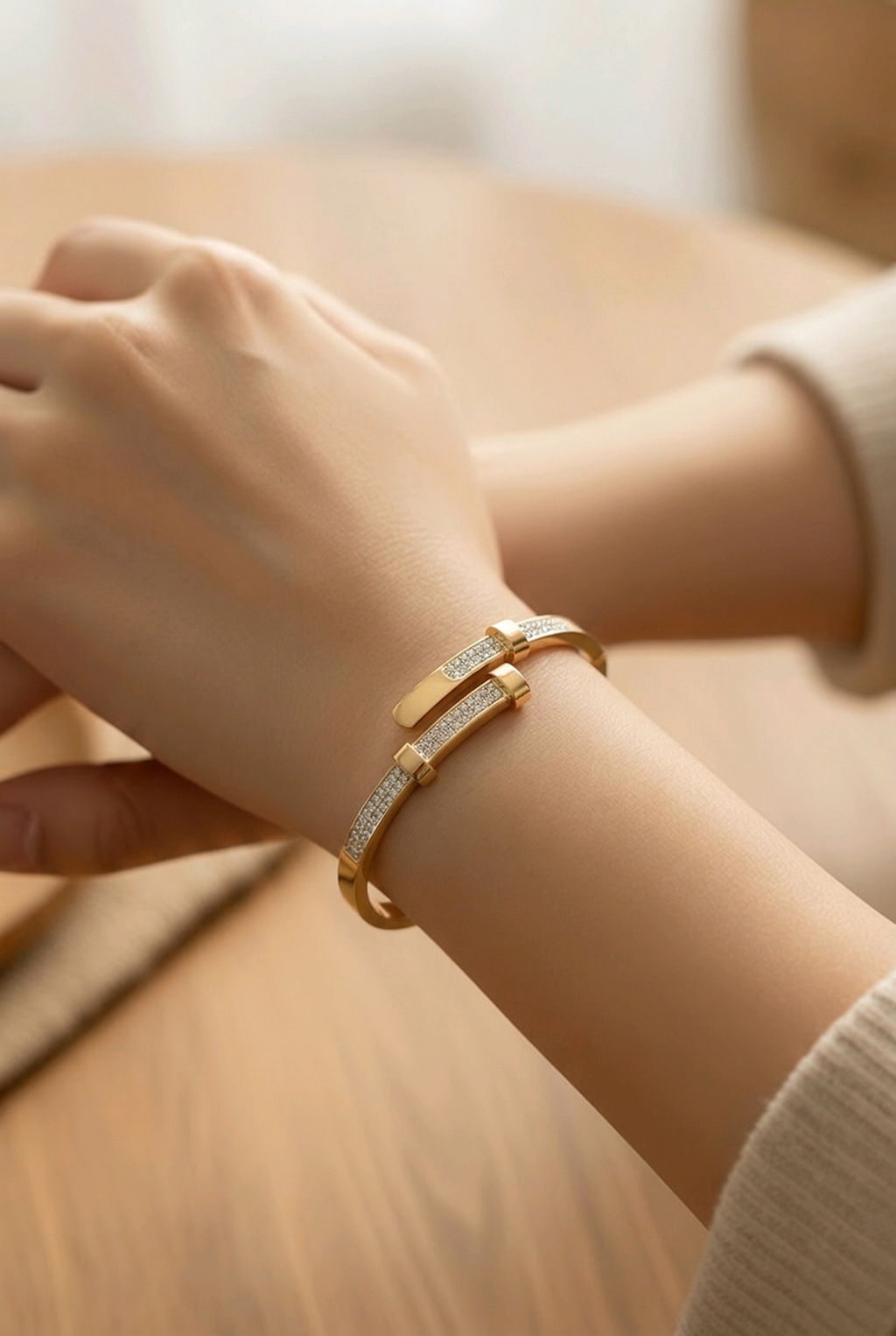 Duo Bar Luxe Bangle