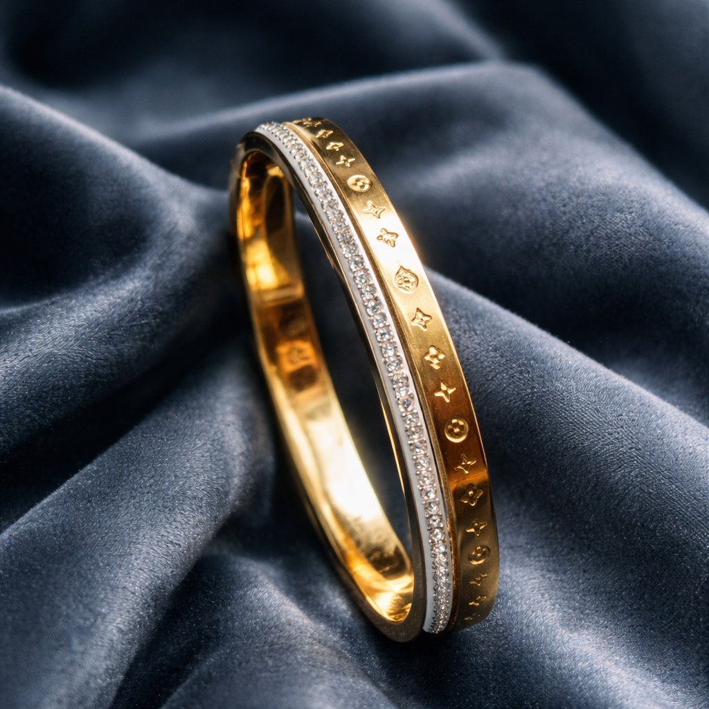 Aura Luxe Bangle