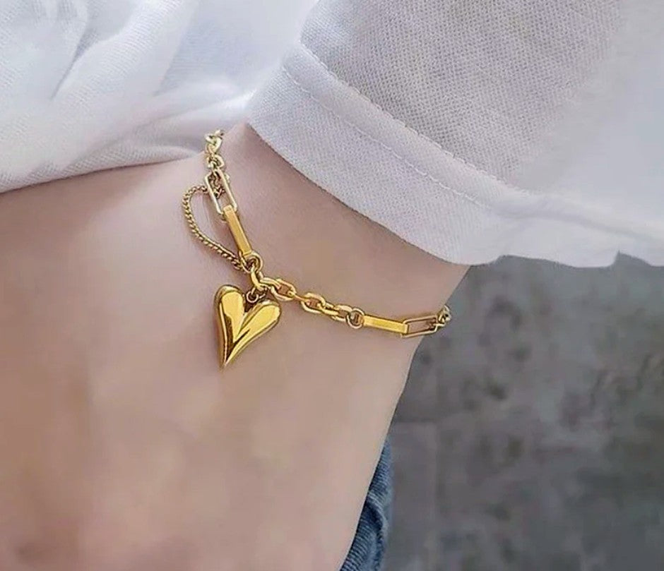 Velvet Heart Gold Bracelet