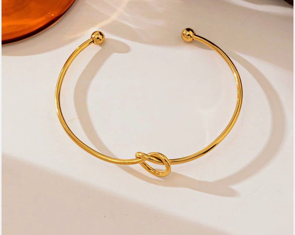 Infinity Knot Kada