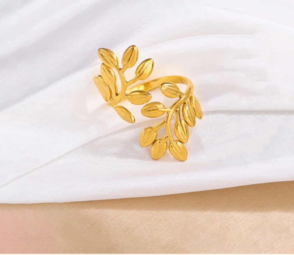 Olive whisper ring