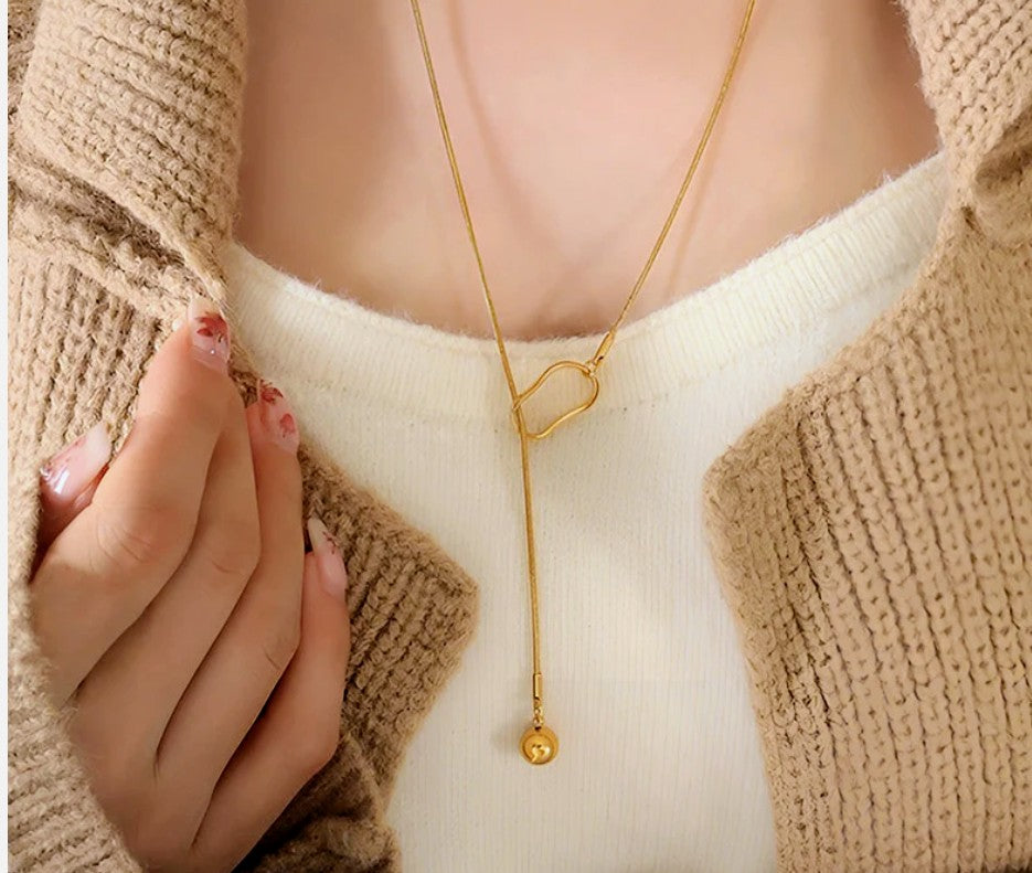 Dreamloop necklace